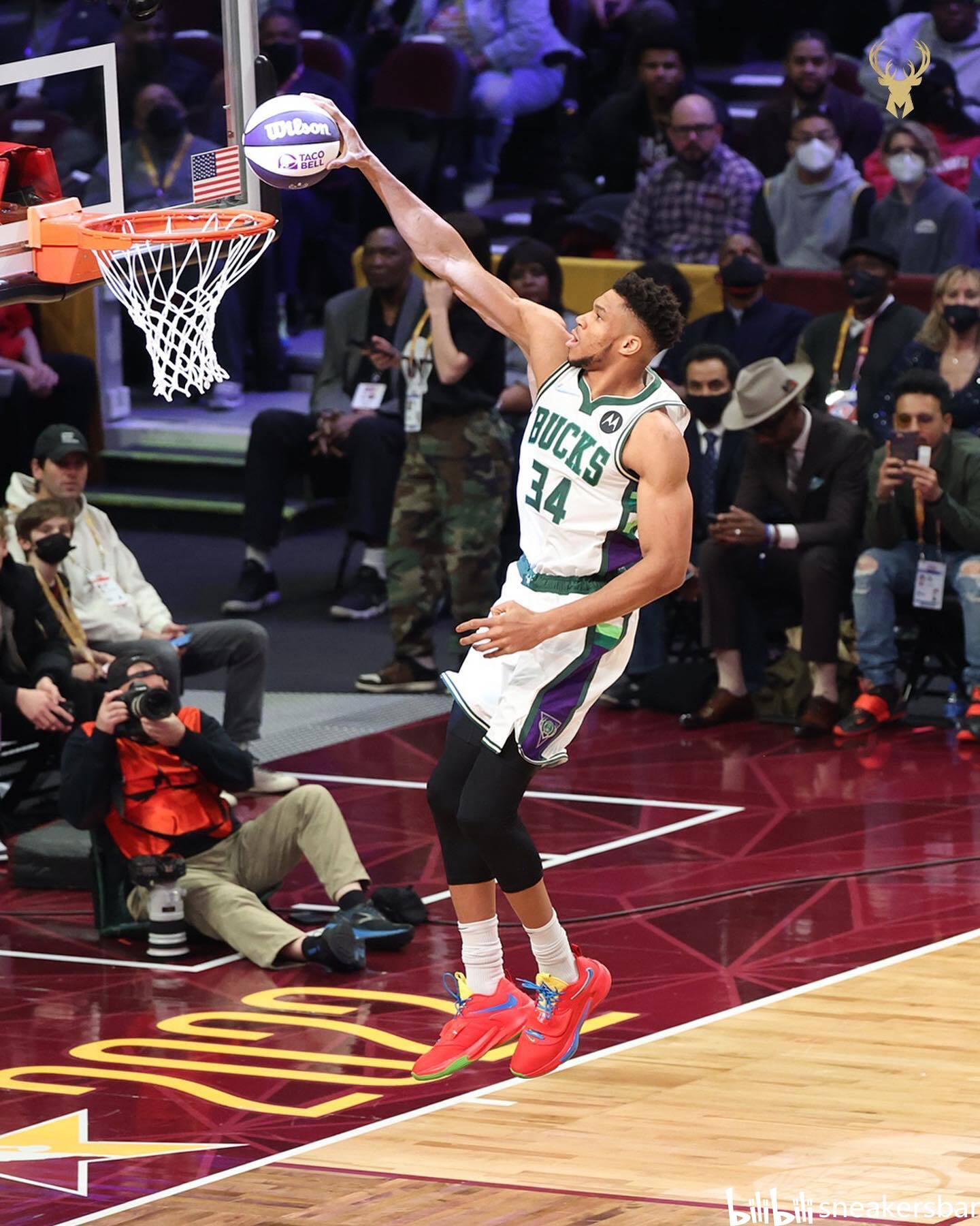 一个不经意 一个不经意